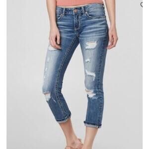BKE stella women's Capri distressed jeans size 32
